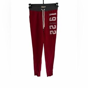 🎀5 for $25🎀  Hollister burgundy joggers
